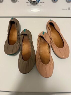 Tieks Bundle of 2 Foldable Flats Size 6